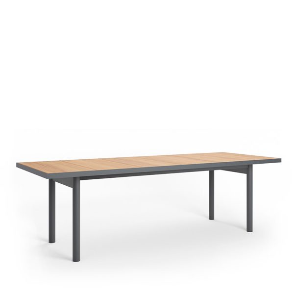 PENDA DINING TABLE