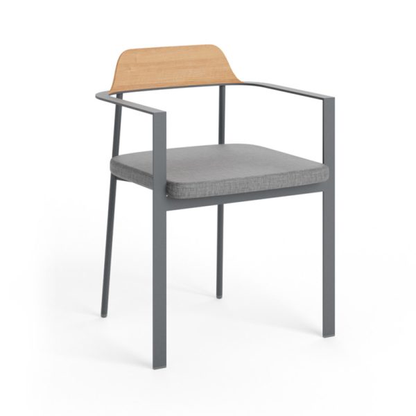 PENDA CHAIR